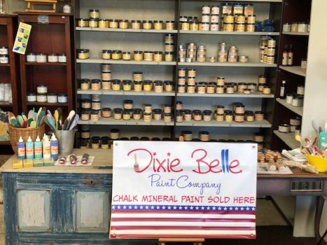 Pand van Milena's Vintage Garage