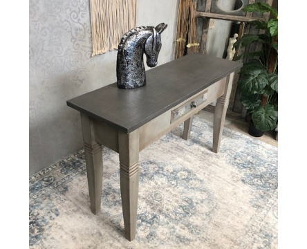 Side table met zilveren blad in croc motief